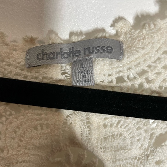 Imaginary Voyage crochet vest. - Picture 2 of 3